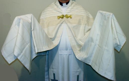 Paño de hombros o humeral