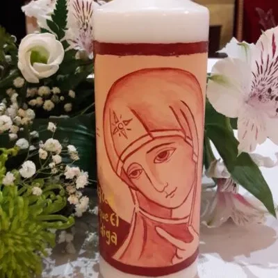 Cirio pintado a mano