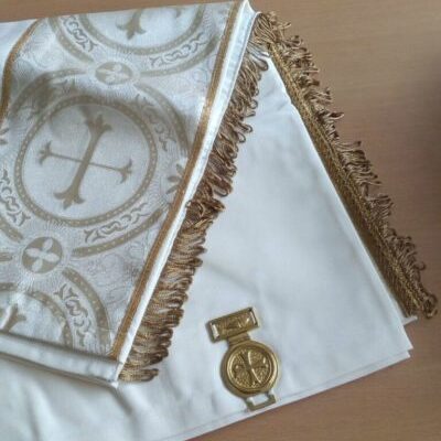 Paño de hombros brocado