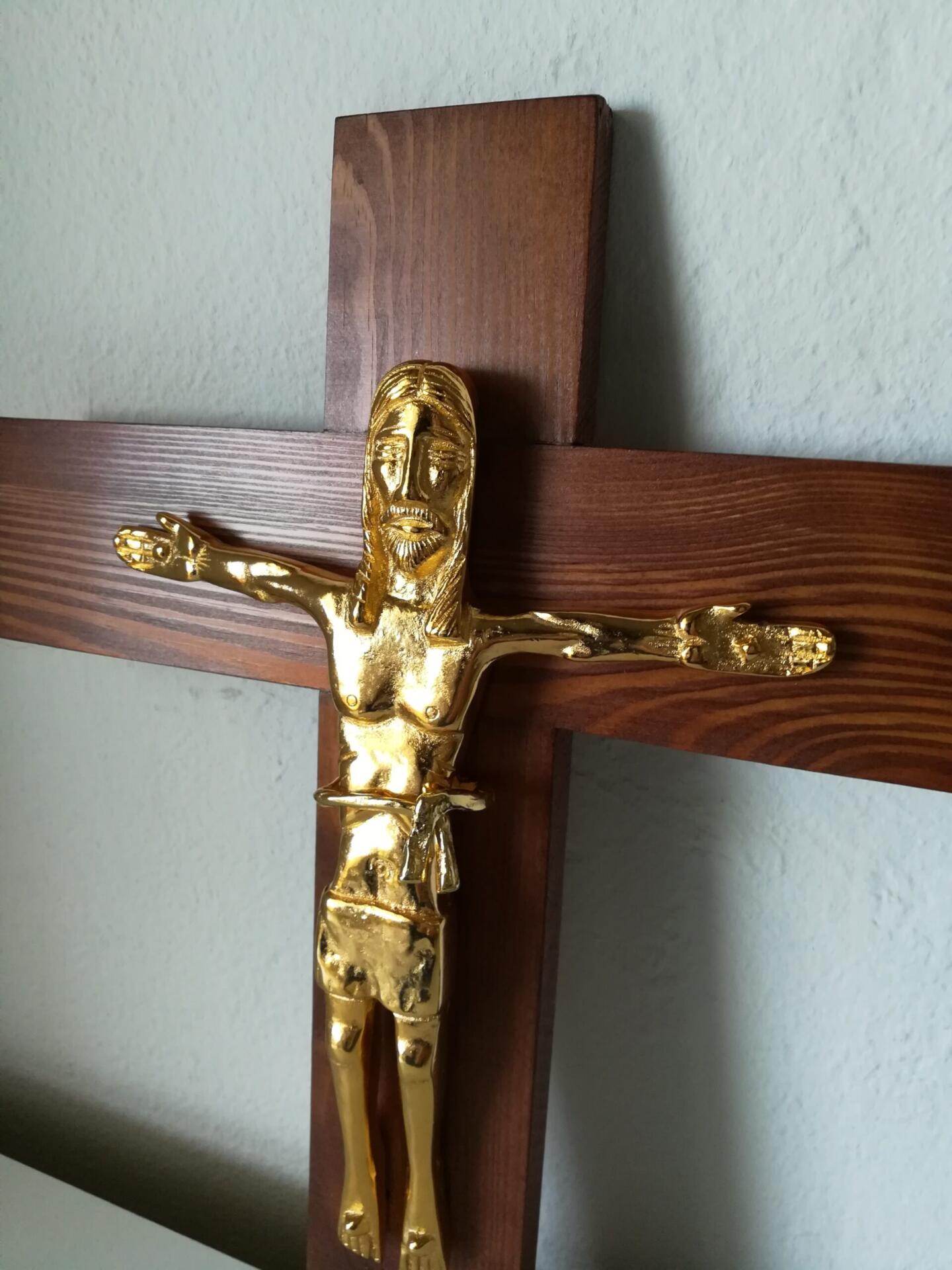 Cruz de pared en madera Oscuro - Imagen 4