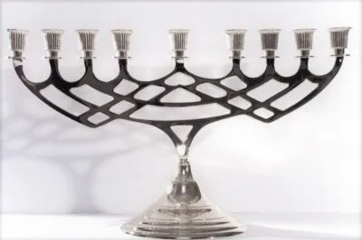 Menorah lisa Plata