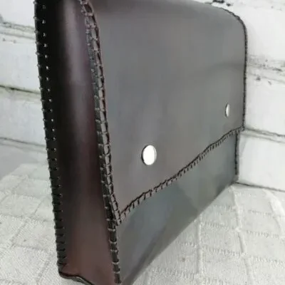 Funda Resucitó en piel lisa Negro