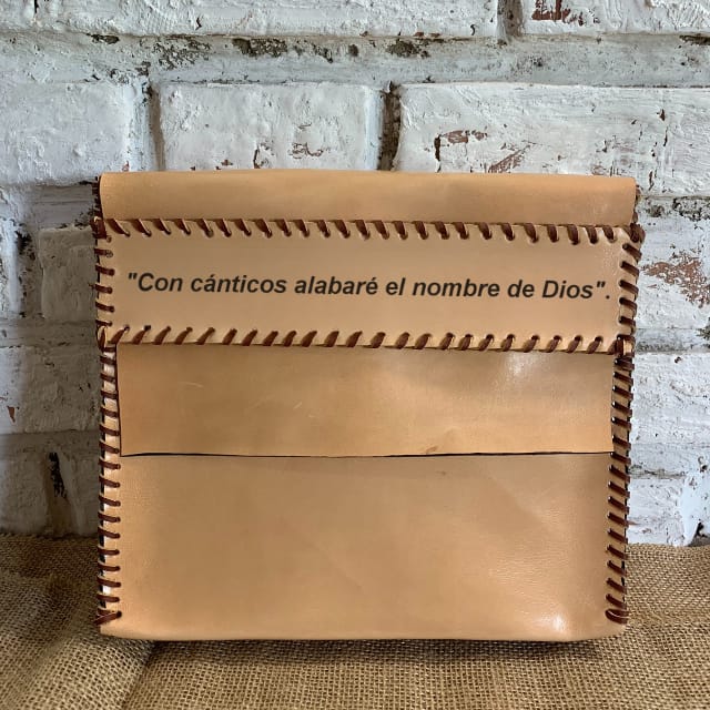 Funda Resucitó en piel "Alabaré"