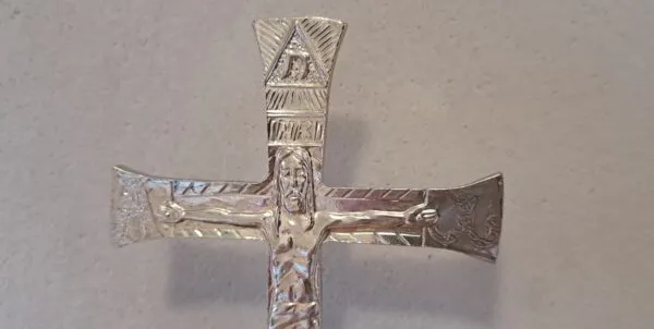 Cruz Alfa y Omega - Imagen 4